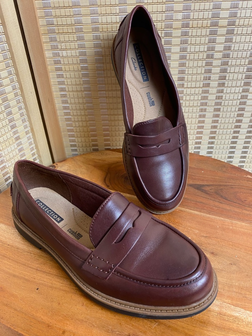 Clarks Women's 6W Westlynn Glow Slip-On Leather Loafers